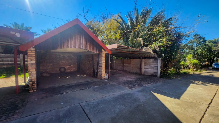 4 Bedroom Property for Sale in Stilfontein Ext 2 North West
